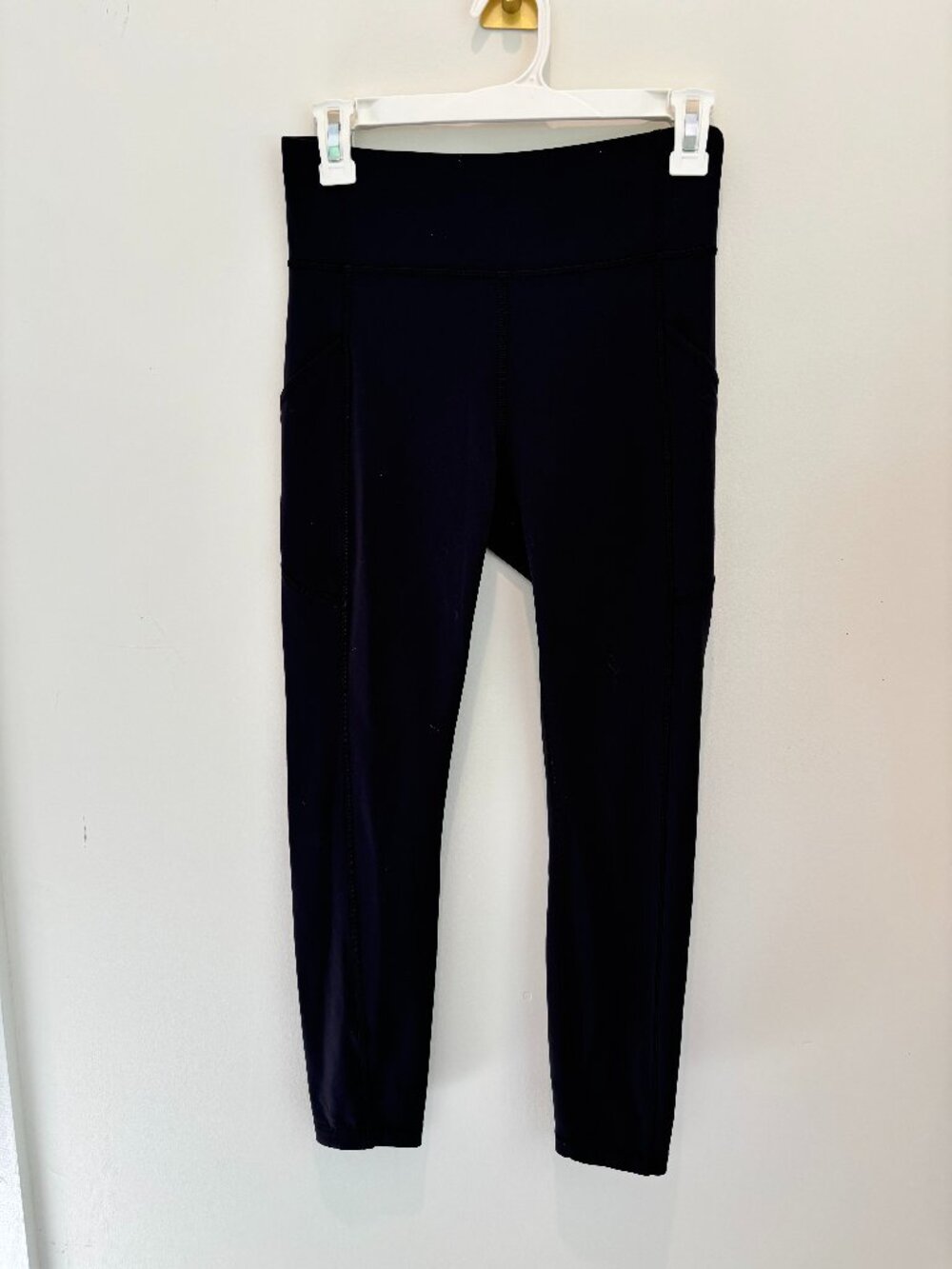 Lululemon Black Leggings with Pockets Size 6